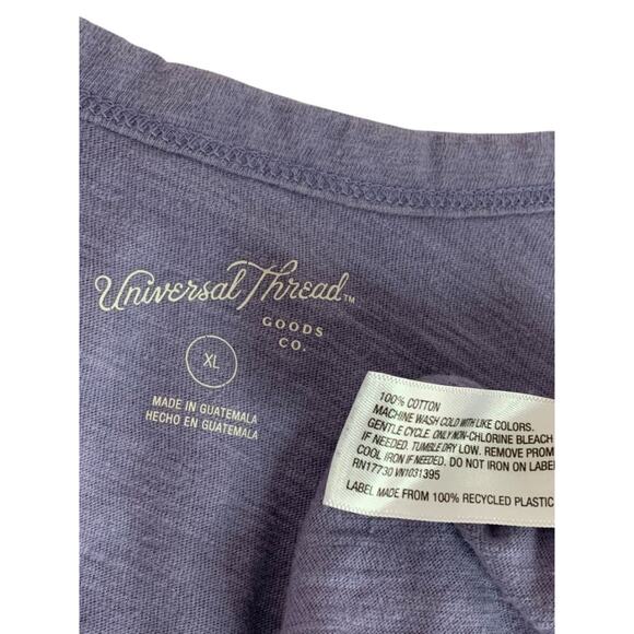 Size XL Universal Thread Purple Womens V-Neck Tshirt Short Sleeve - Picture 6 of 6